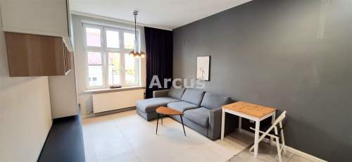 apartament z balkonem pracownia