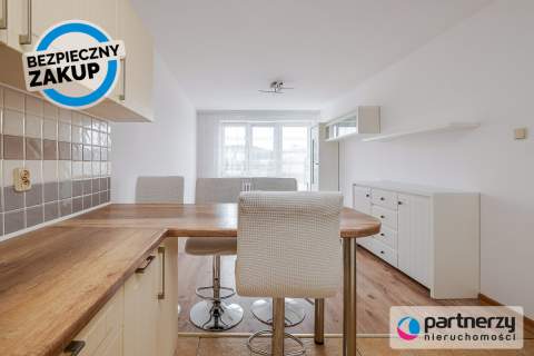 10 piętro Balkon od południa Odświeżone