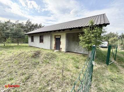 Komfortowy dom z dużą działką i dwustanowiskowym garażem