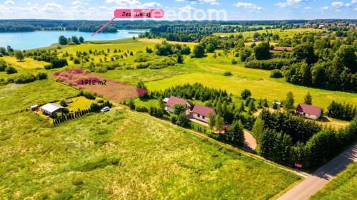 Działka nad jeziorem Dadaj