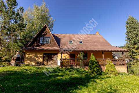 Dom w Zawoi z widokiem na góry   820 m n.p.m.