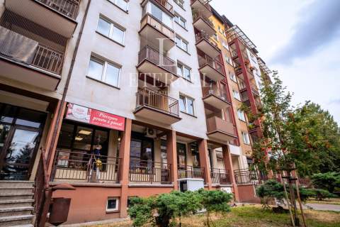 Lokal handlowo-usługowy 63 m2 na sprzedaż