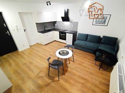 Kawalerka z komórką, pet-friendly- Piekarska 52