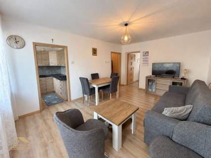 Cieszyn 45 m 1 piętro Balkon