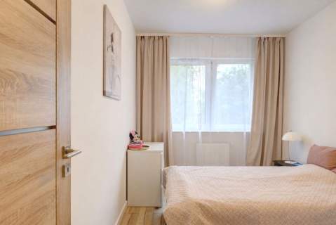 3 pok 55 m Gocław balkon 8 m garaż