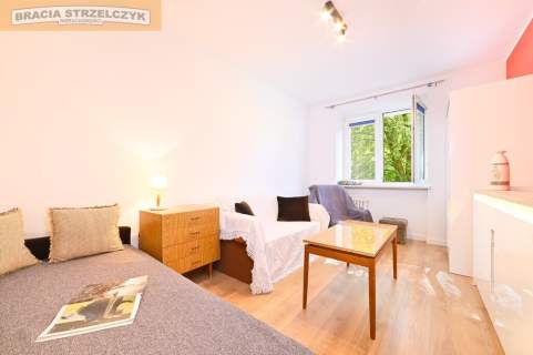 Ursus. 2 pokoje. Kuchnia osobno. Stacja PKP 750m