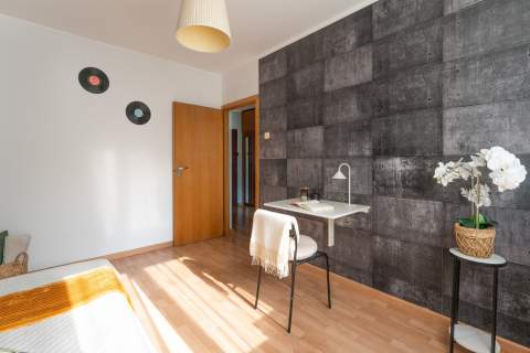 Dwa pokoje na zielonym Mokotowie plus balkon i parking