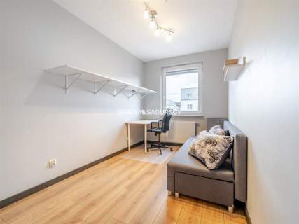 Nowoczesny 3-pokojowy apartament z balkonem.