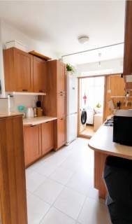 2pok os.kuchnia piwnica 8m2 ogrodek 70m2 parking