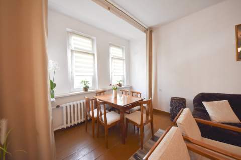 90m2, kamienica, Kośnego Opole 1 piętro 