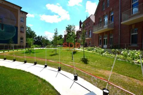 Apartament z widokiem na wewnętrzny ogród