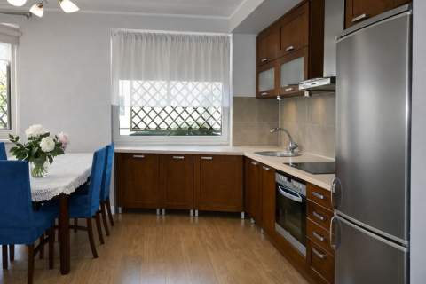 ul. Komandorska Gdynia 86,95 m 2 miejsca w hali