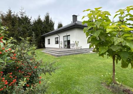 Parterowy dom z ogrodem 1 km od Kozienic bez prowizji