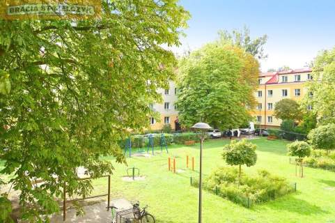 Ursus. 2 pokoje. Kuchnia osobno. Stacja PKP 750m