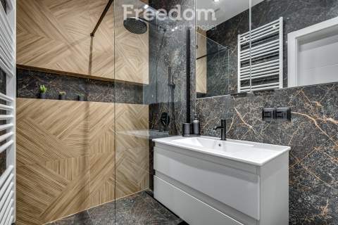 Apartament VIP z balkonem Pierwsza Dzielnica