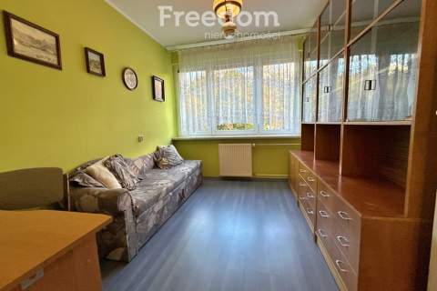 3 pokoje, balkon, 1. piętro Konin, Broniewskiego
