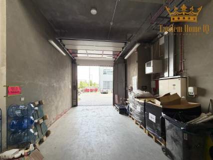 Na wynajem magazyn 560m2, biuro 275m2 w kompleksie biznesowym...