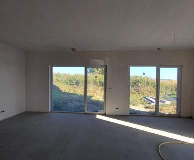 Nowoczesny bliźniak 122 m z ogrodem i garażem