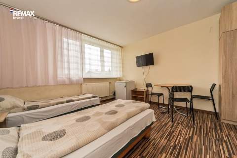 Obiekt inwestycyjny 2022 m HOTEL 73 POKOJE
