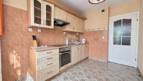 OSOBNE POKOJE, DWUSTRONNE, GAJ, BALKON, GARAŻ