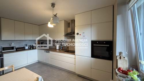 3-pok.mieszkanie na os.Zamek Gdynia Pustki