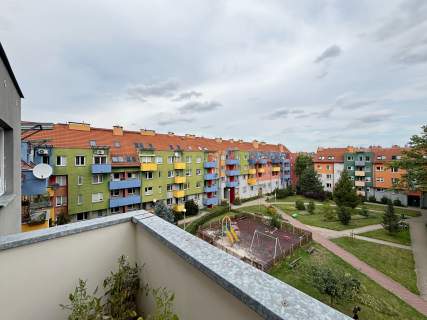 Rozkładowe 2 pok. z balkonem na Gaju / dostępne od 1.10