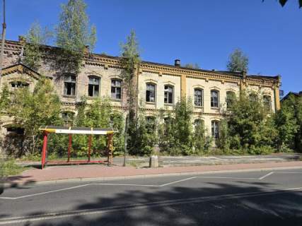 Nieruchomość komercyjna na sprzedaż, 2511,8 m2, Będzin