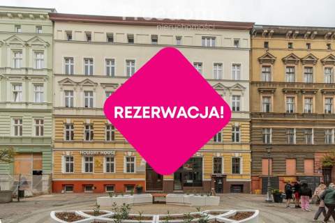 Jako mieszkanie lub lokal przy Deptaku Bogusława