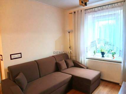Mieszkanie 2 pokojowe na 1 piętrze w centrum