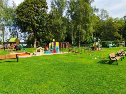 Dom na zamkniętym ośrodku w Niesulicach