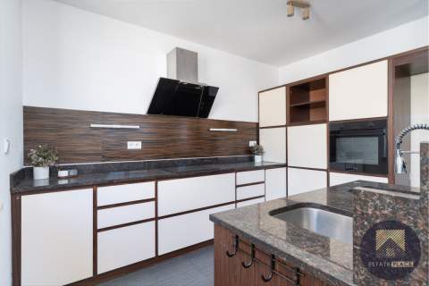 Penthouse z tarasem 57m2 3 balkony sauna i jacuzzi