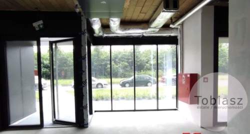 Nowoczesny lokal handlowo-uslugowy w centrum