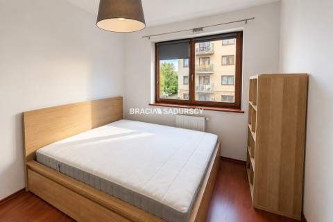 50m2, Krowodrza ul. Rydla, Ogrodzone osiedle