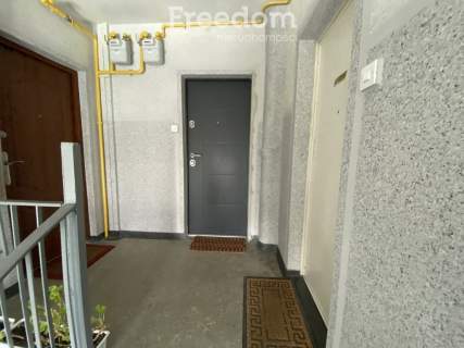 Kawalerka z wydzieloną sypialnią balkon
