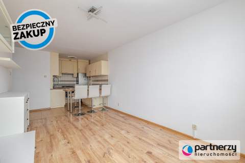 10 piętro Balkon od południa Odświeżone