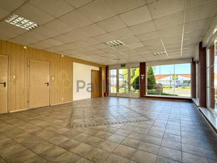 Duży lokal, centrum Leszna, miejsca postojowe