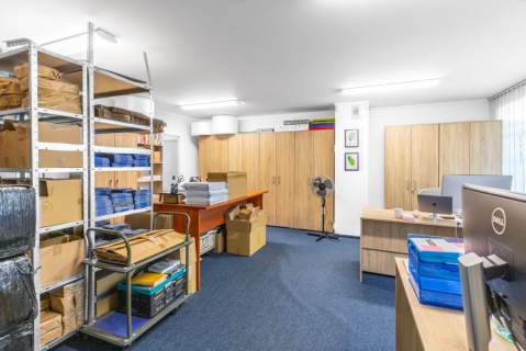 Lokal parter z witrynami 53m2 - Lublin, Bronowice