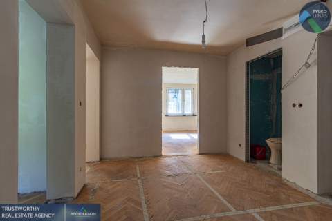4-pokojowe mieszkanie przy Wawelu, balkon, piwnica