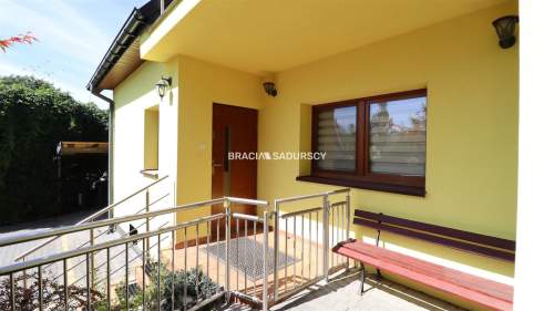 DOM 100M2 SZCZYRZYC 4 POKOJE CENTRUM 5 ARÓW