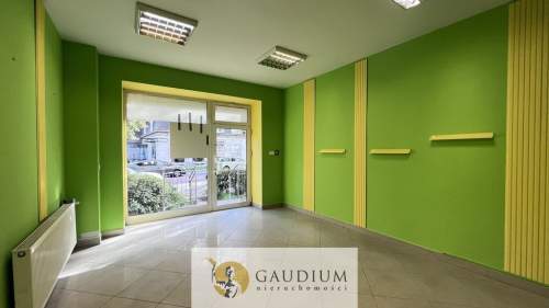 Lokal w centrum Gdyni z witryną