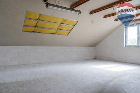 Dom 226m2, Żyrardów, 4 niezależne kondygnacje
