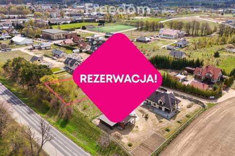 Atrakcyjna działka budowlana 1599 m z usługami