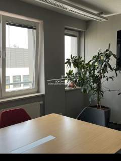 Inwestycja 520m2 w centrum biznesowym Woli, lokal