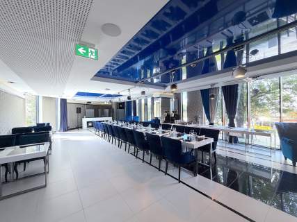 Lokal usługowy z prosperującą restauracją z możliwością zmiany...