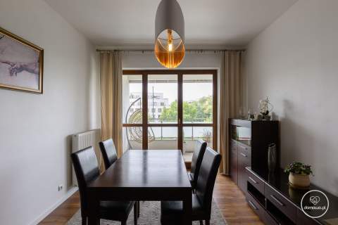WILANÓW 64m2 3 POKOJE TARAS 12m2 2012r. TRAMWAJ