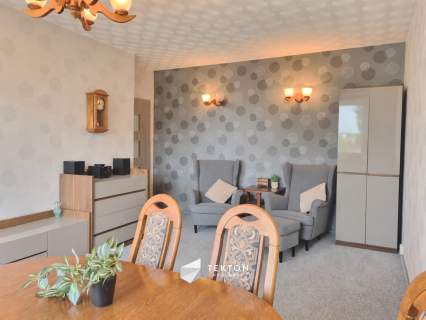 3-pokoje z oddzielną kuchnią, balkonem i piwnicą