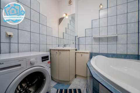 3 pokoje - duży balkon z widokiem na las