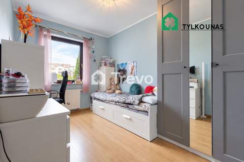 3 pokoje 1. piętro Balkon Jasień