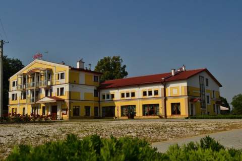 Przetarg - hotel wyposażenie