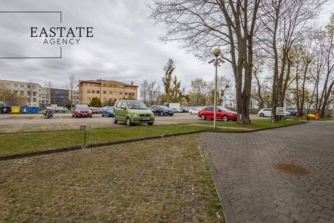 Biuro Modułowe Aneks Kuchenny, Parking, Blisko skm